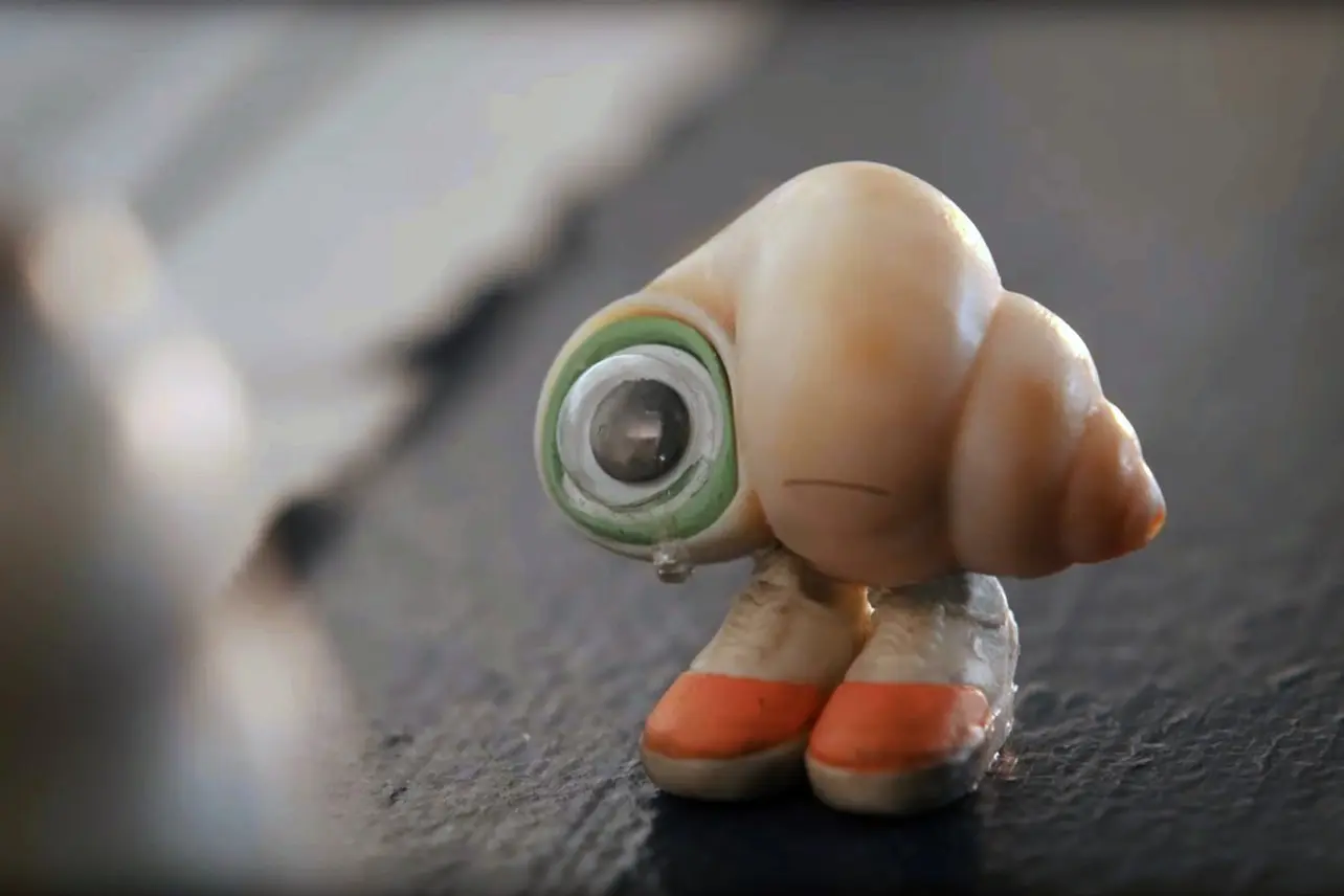 Review: Marcel the Shell With Shoes On!